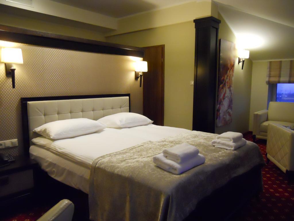 Hotel Delfina Złotoria Habitación foto