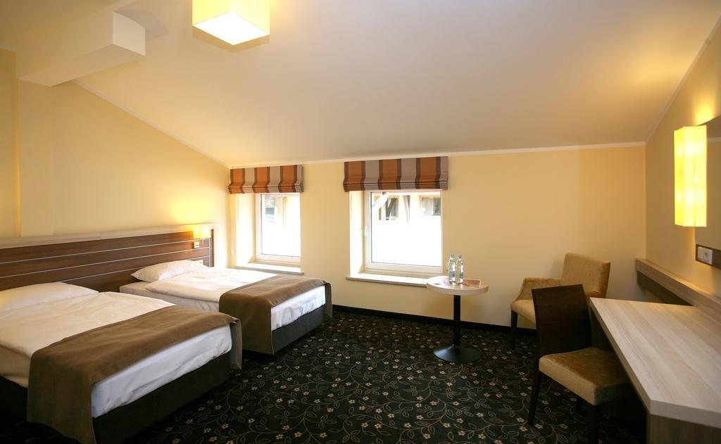 Hotel Delfina Złotoria Habitación foto